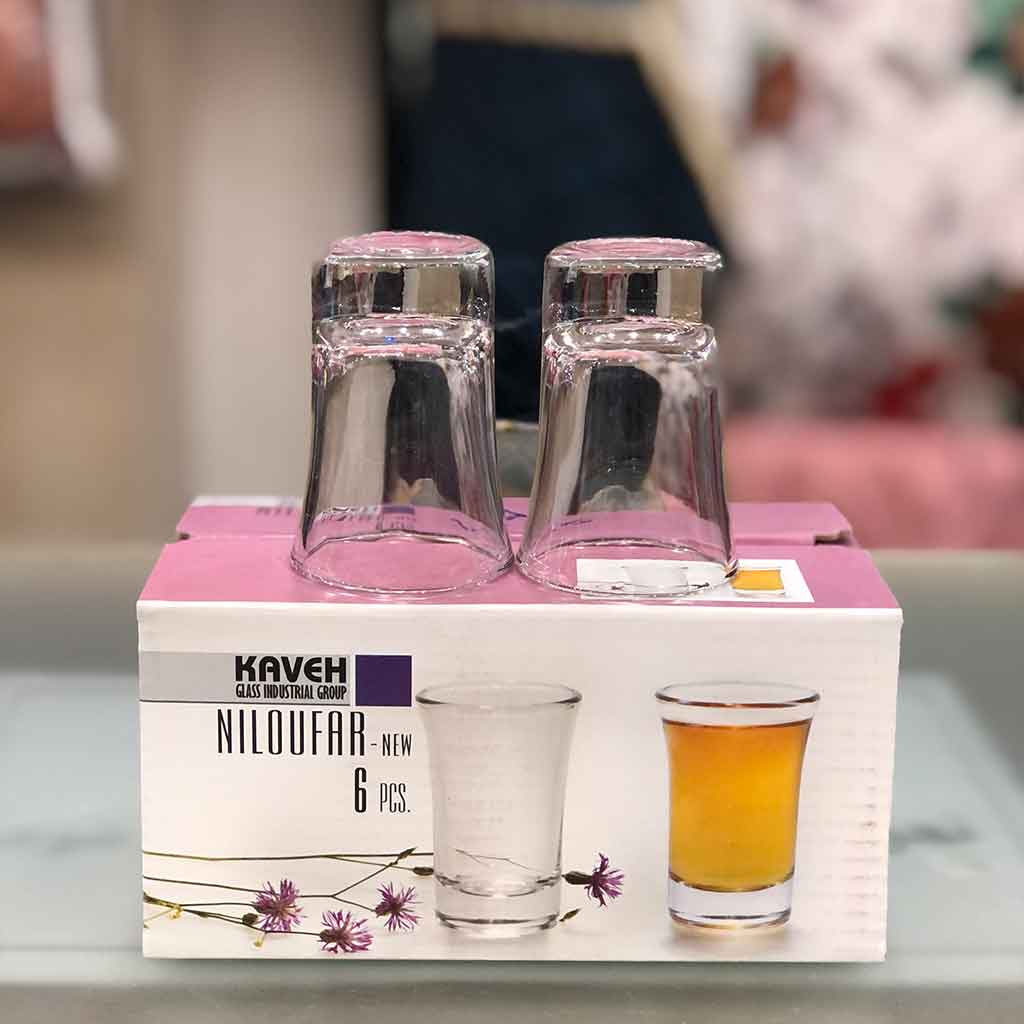 نیم لیوان نیلوفر کاوه