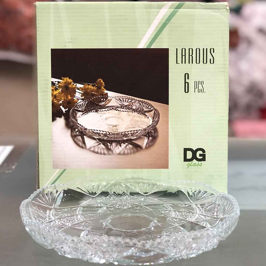 پیش‌دستی لاروس کاوه