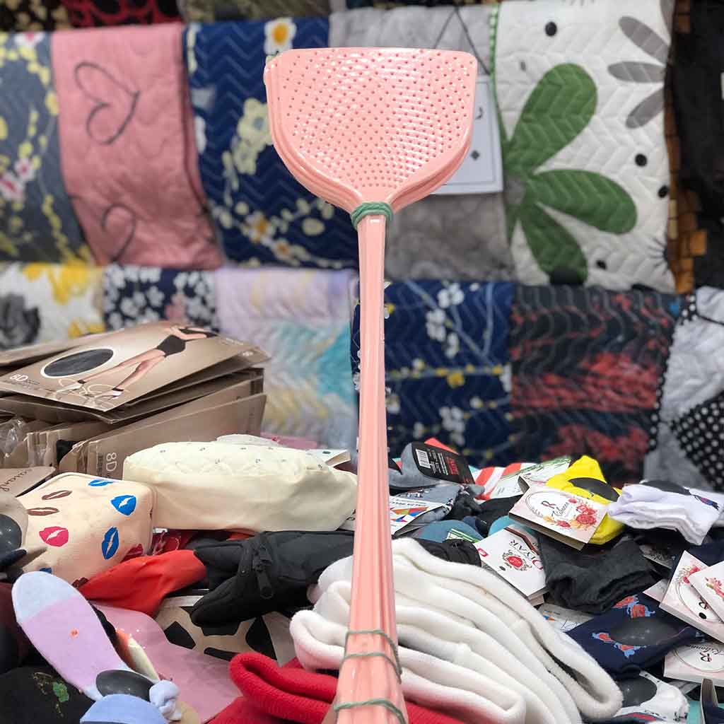 مگس کش پلاستیکی