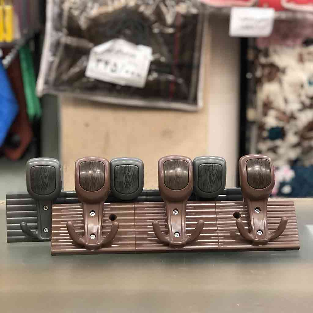 جا لباسی پلاستیکی دیواری