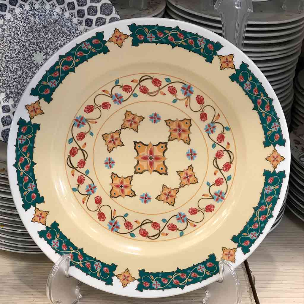 بشقاب دیوارکوب سفالی طرح سنتی