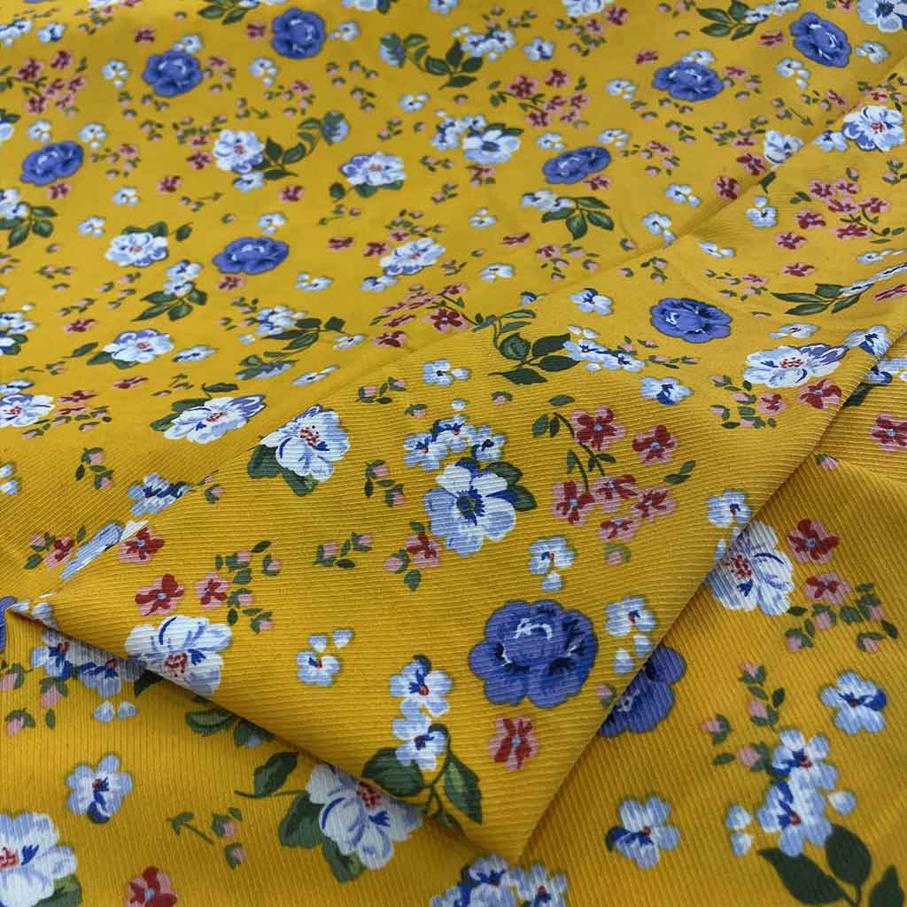 پارچه نخی طرحدار گل ریز