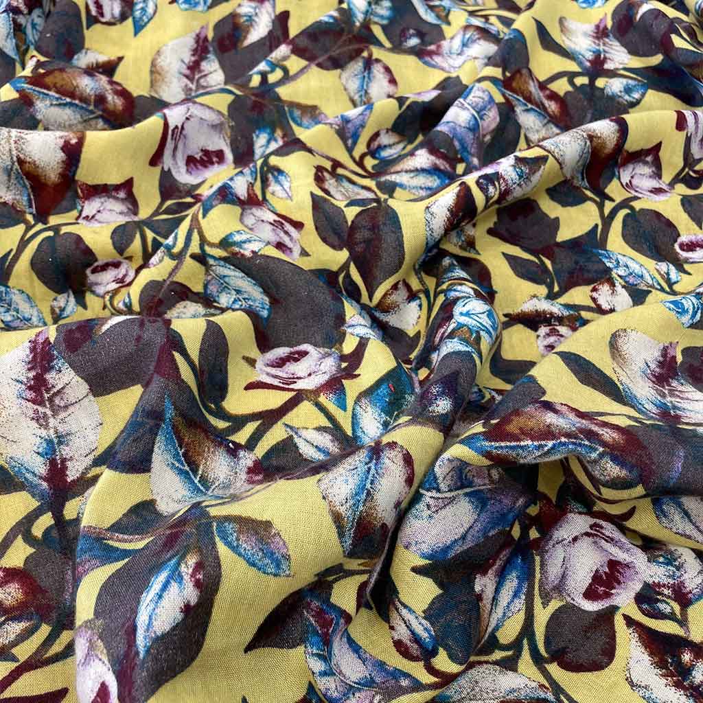 پارچه نخی طرحدار گل رز