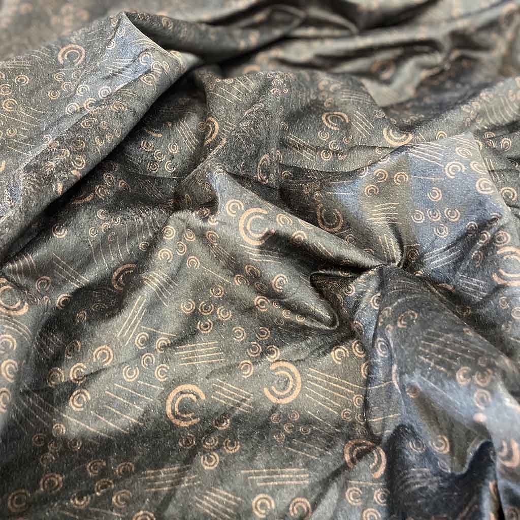 پارچه مخمل طرحدار نیم دایره