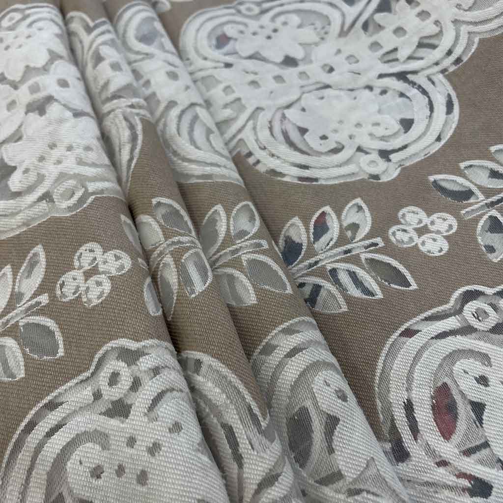 پارچه گیپور طرحدار طوسی