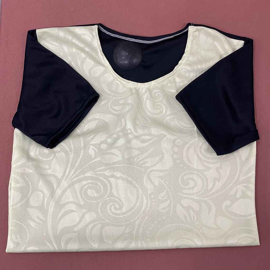 تیشرت طرحدار دخترانه پشت مشکی