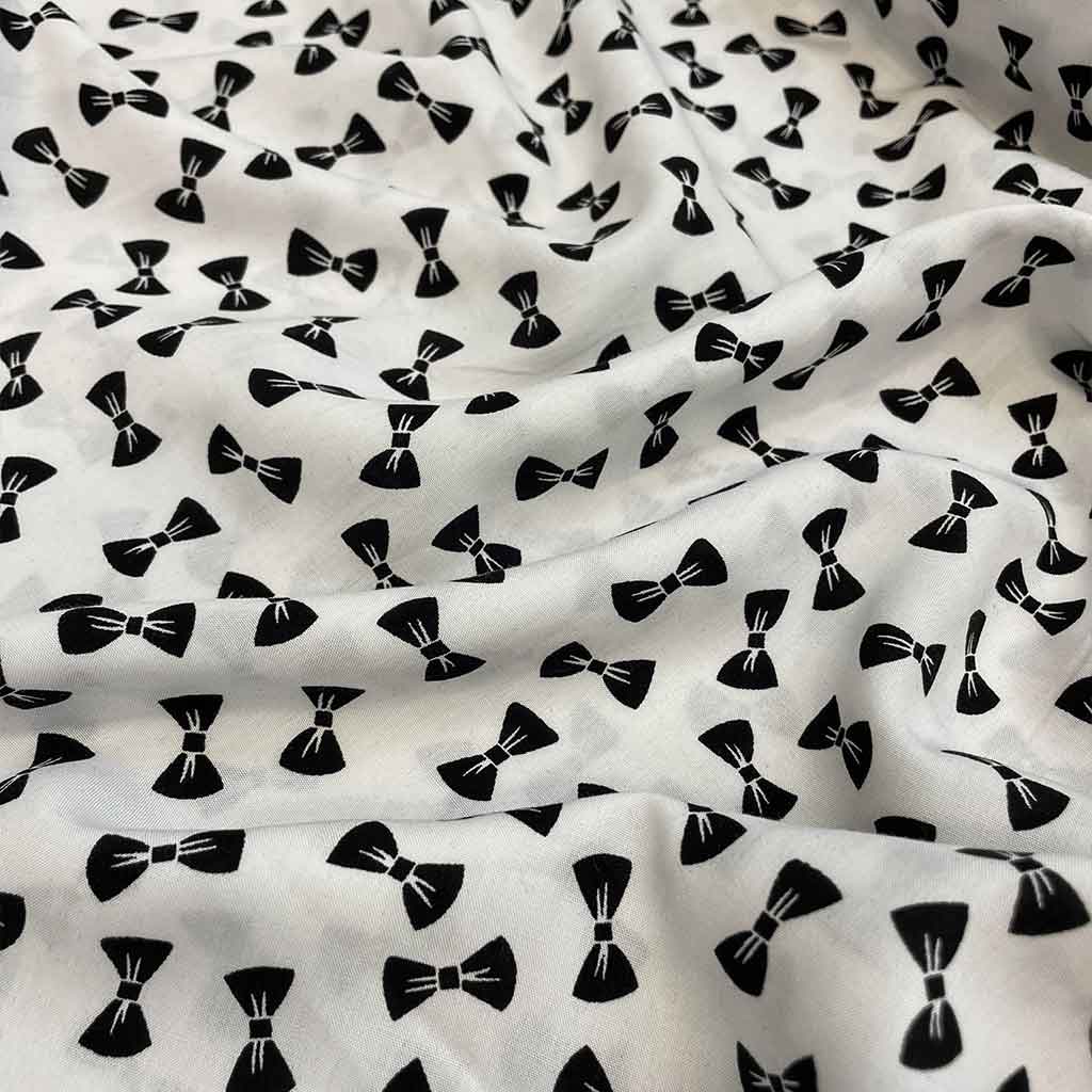 پارچه نخی طرحدار پاپیون سفید