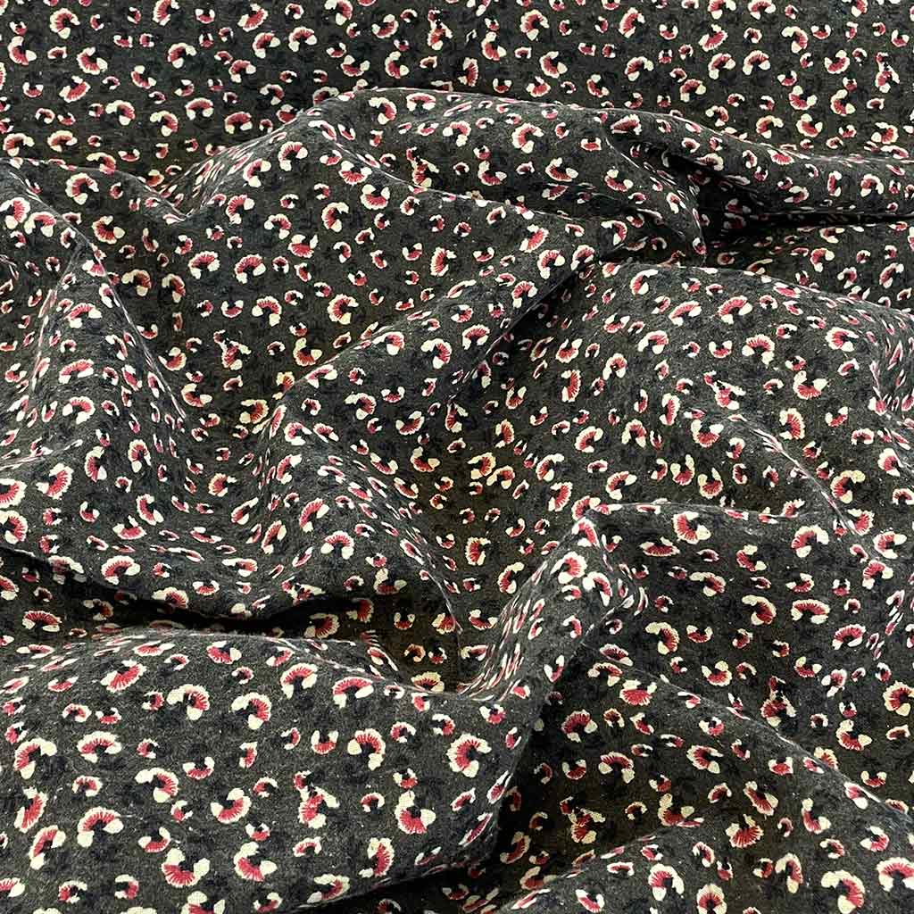 پارچه لینن طرح گل سفید