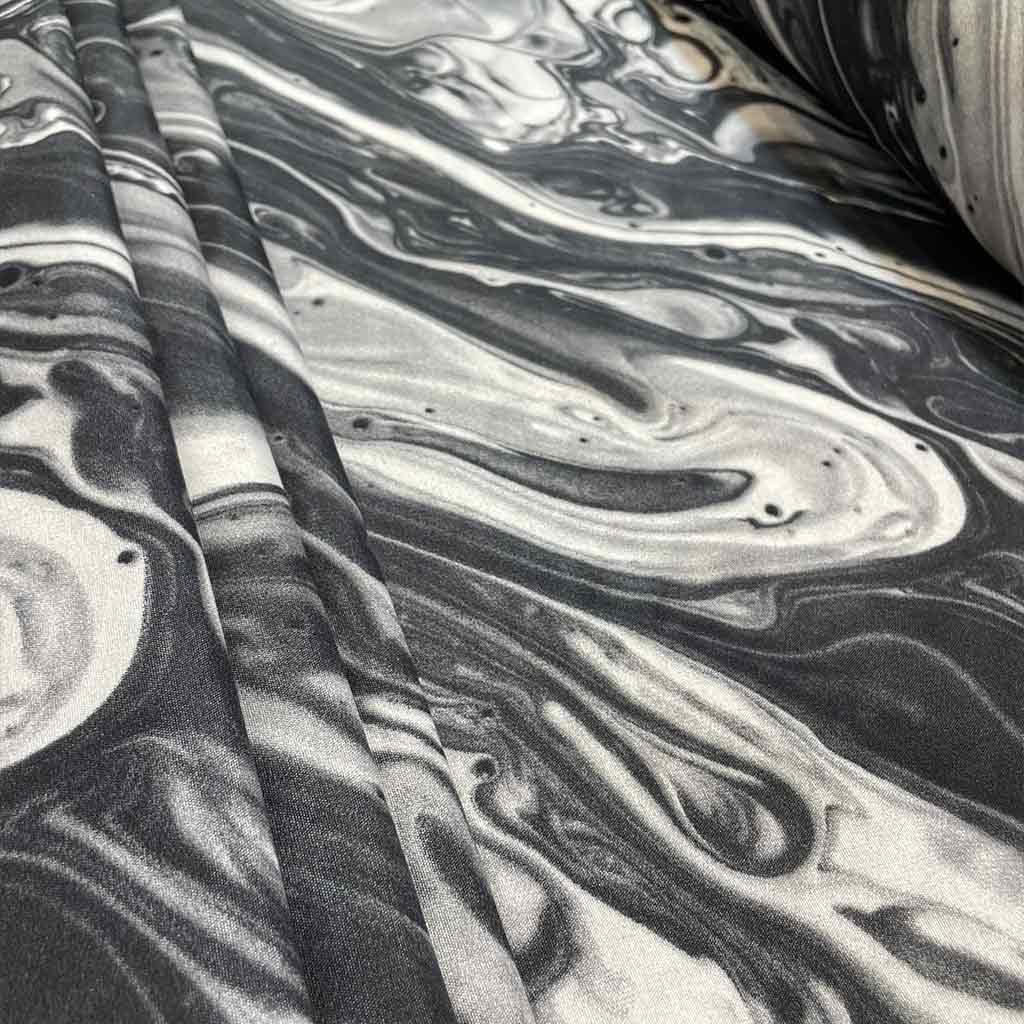 پارچه ملحفه ای طرح پیچش سفید مشکی