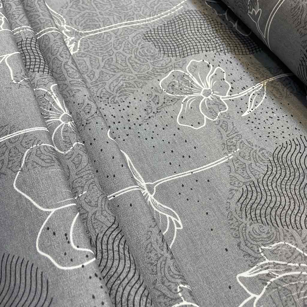 پارچه ملحفه ای طوسی لاین گل سفید