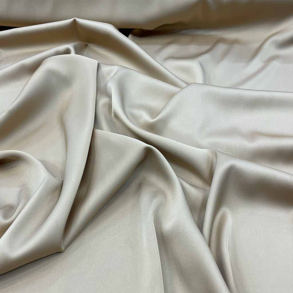 پارچه ساتن سیلک کرم